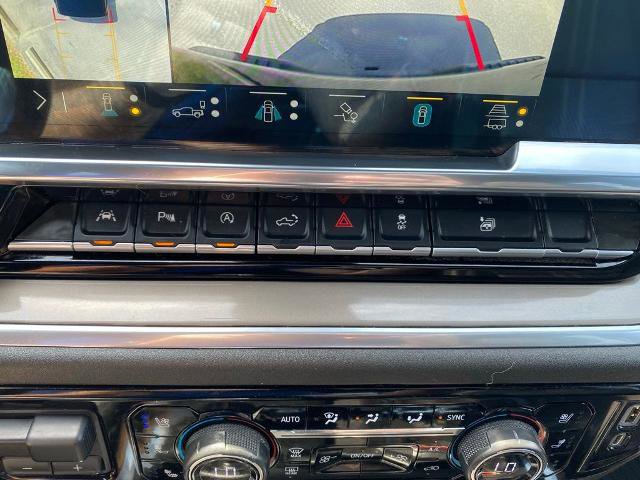 Used 2022 Chevrolet Silverado 1500 High Country w/ High Country Premium Package AWD/4WD image 21