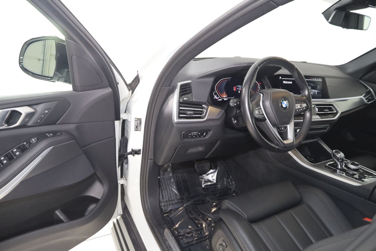 Used 2022 BMW X5 xDrive40i w/ Premium Package AWD/4WD image 49