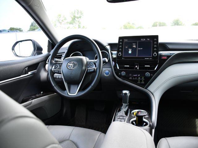 Used 2022 Toyota Camry XLE w/ Protection Package (Q2) (TMS) FWD image 24