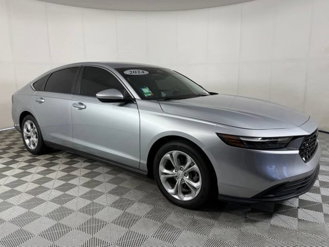 Used 2024 Honda Accord LX image 12