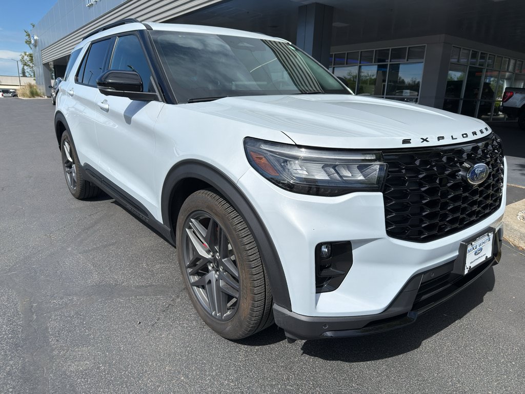 New 2026 Ford Explorer ST w/ Sun And Sound Package