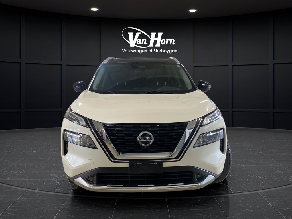 Used 2021 Nissan Rogue Platinum FWD image 2