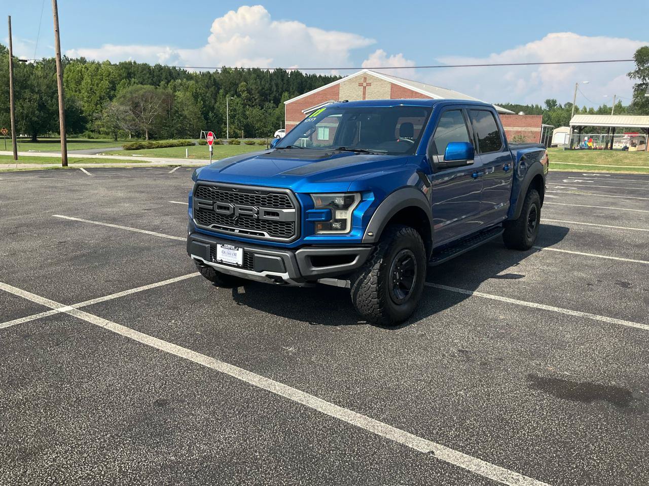 Used 2017 Ford F150 Raptor w/ Equipment Group 802A Luxury AWD/4WD image 12