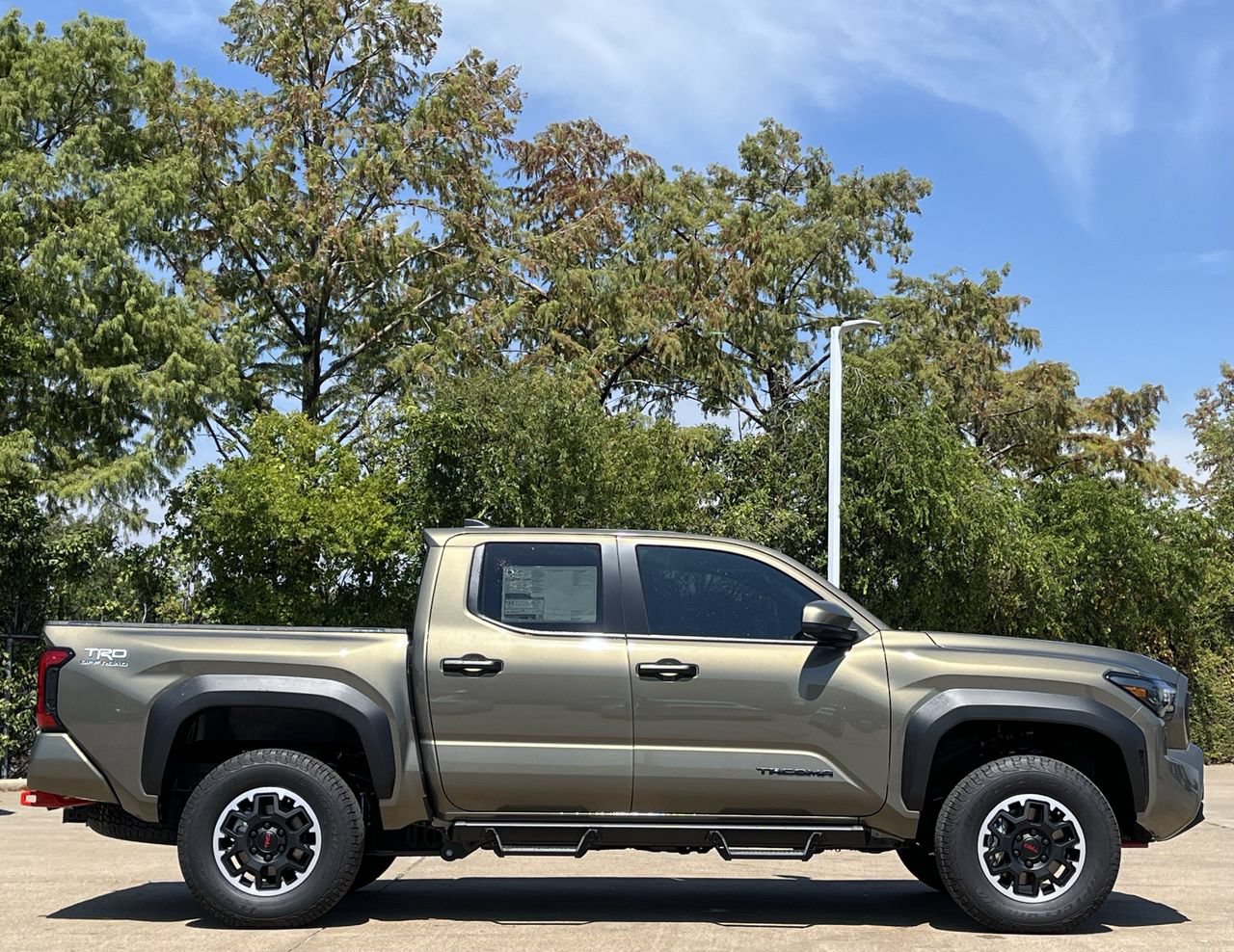 New 2026 Toyota Tacoma TRD Off-Road AWD/4WD image 3