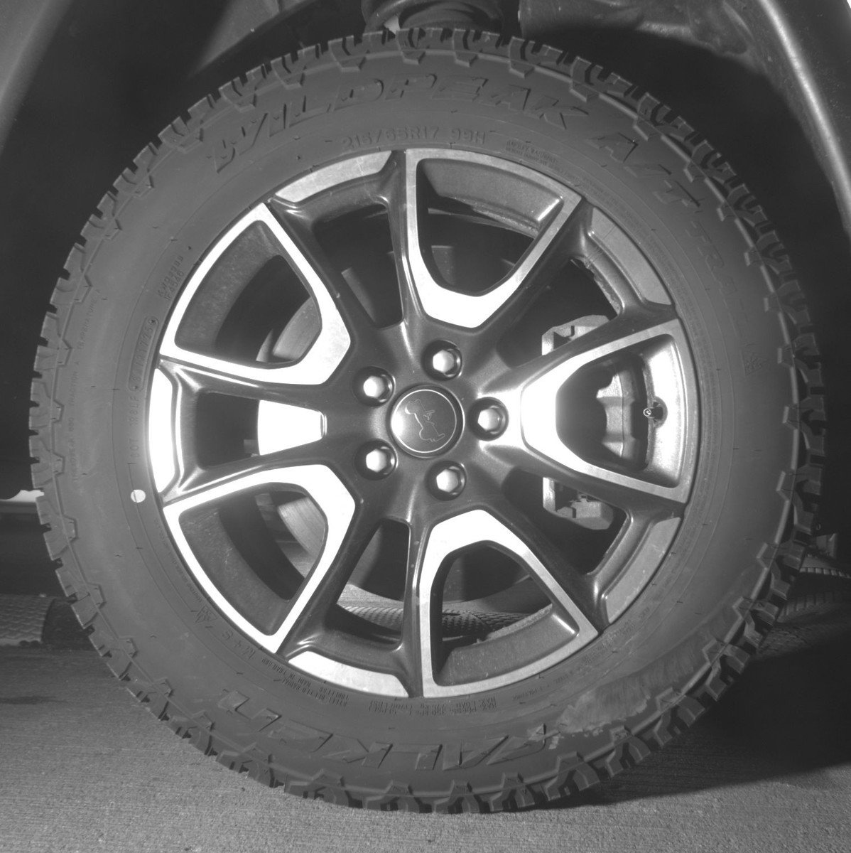 Used 2025 Jeep Compass Trailhawk image 13