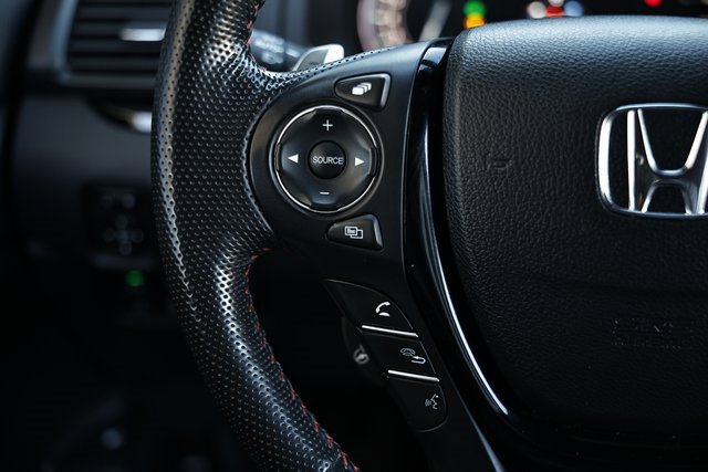 Used 2023 Honda Ridgeline Black Edition image 35