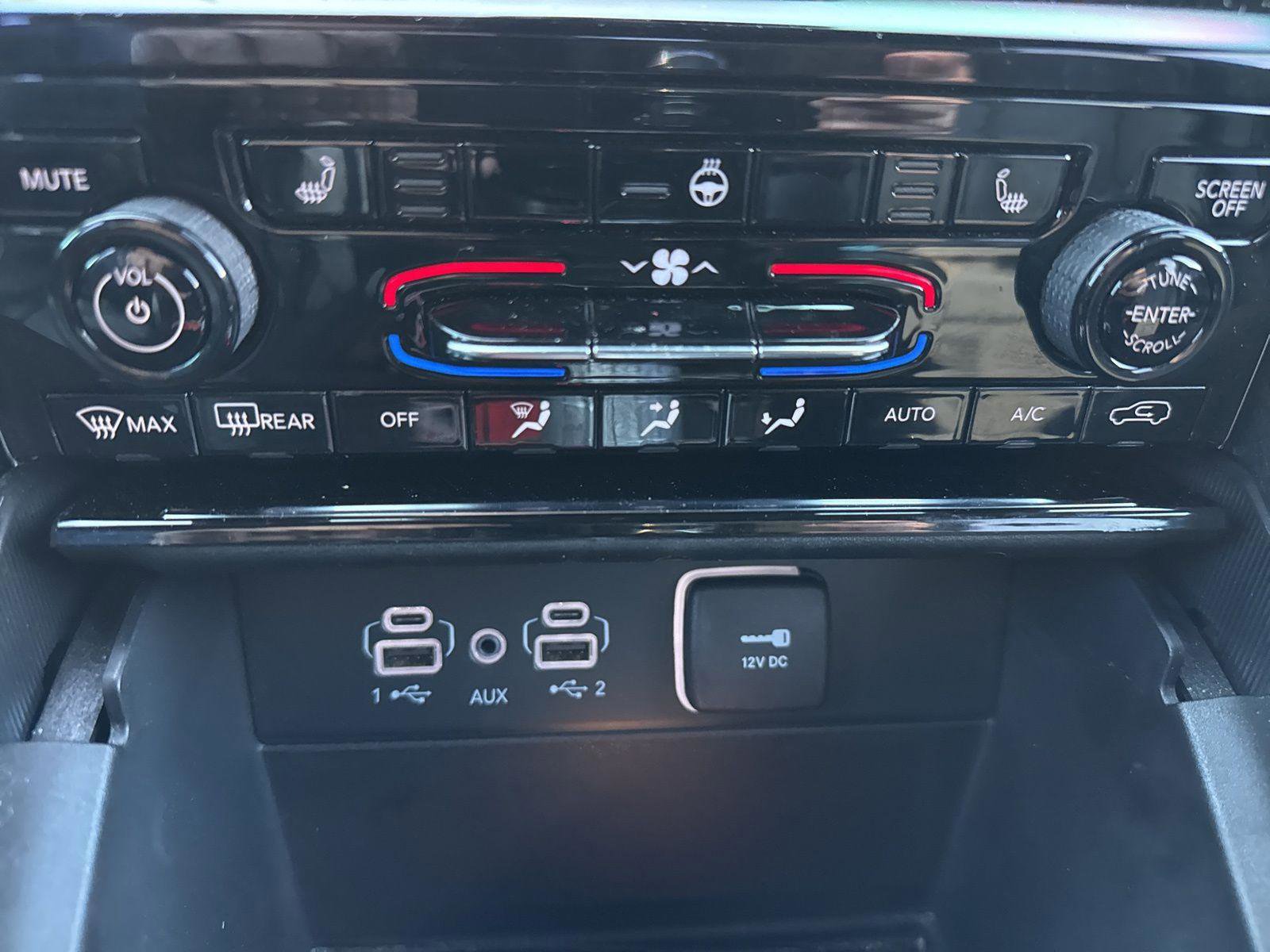 Certified 2024 Jeep Grand Cherokee Limited image 19