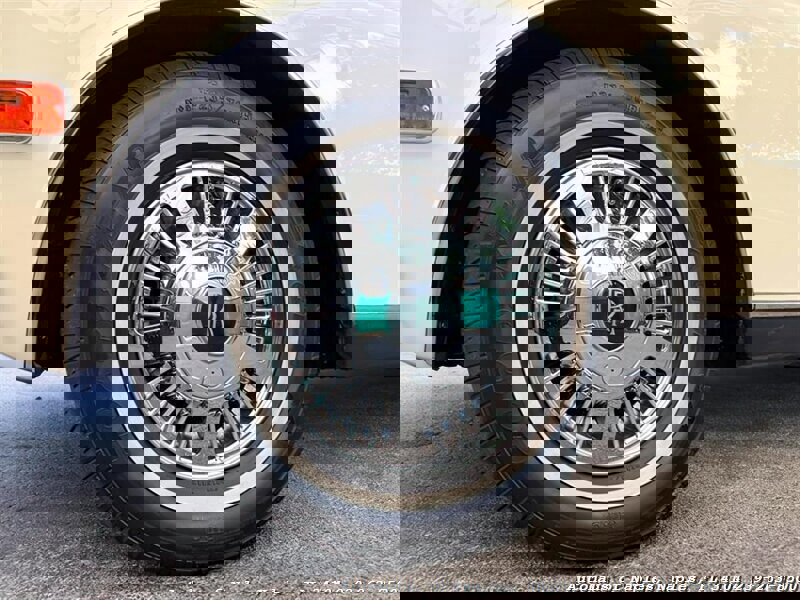 Used 1990 Rolls-Royce Corniche III image 29