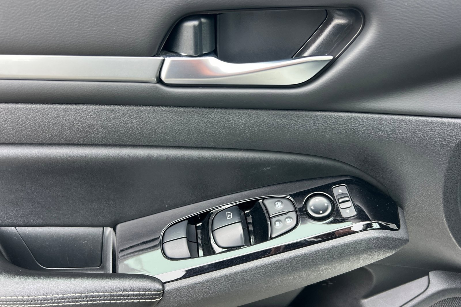 Certified 2023 Nissan Altima 2.5 SV image 11