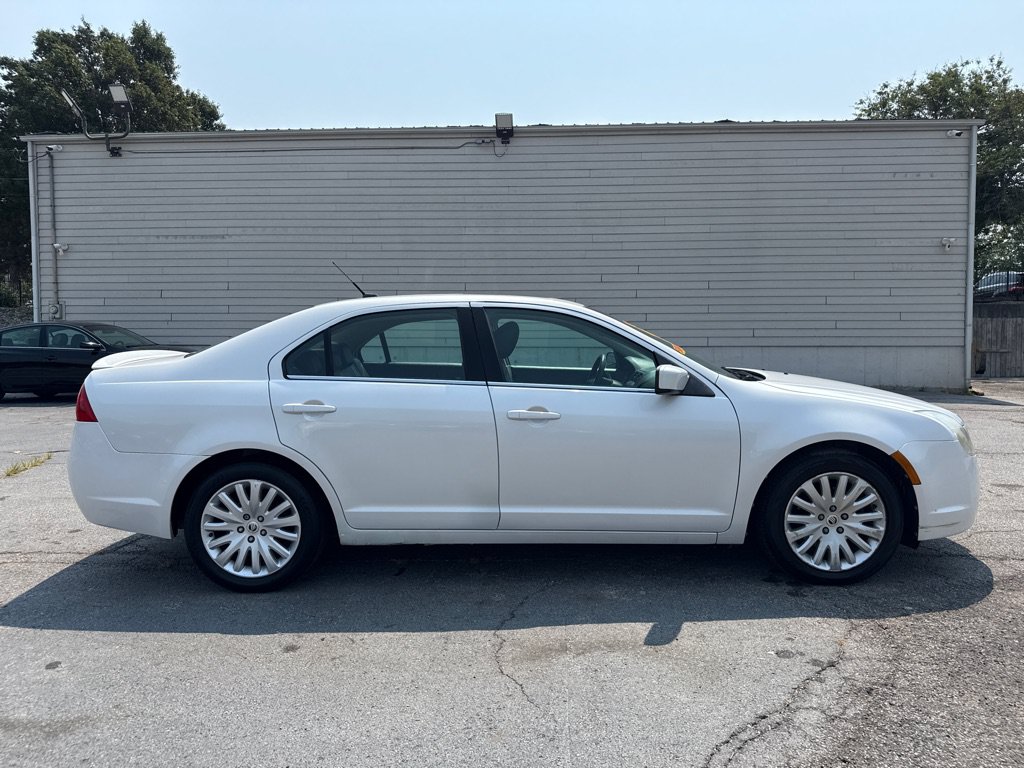 Used 2010 Mercury Milan Hybrid FWD image 5