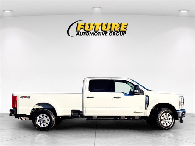 Certified 2024 Ford F350 XLT image 3
