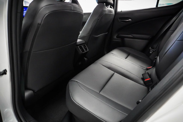 Certified 2025 Lexus UX 300h FWD w/ Accessory Package (Z2) image 21