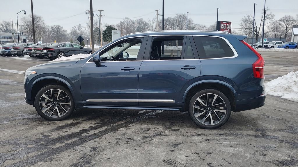 Certified 2023 Volvo XC90 B5 Plus w/ Protection Package Premier image 5