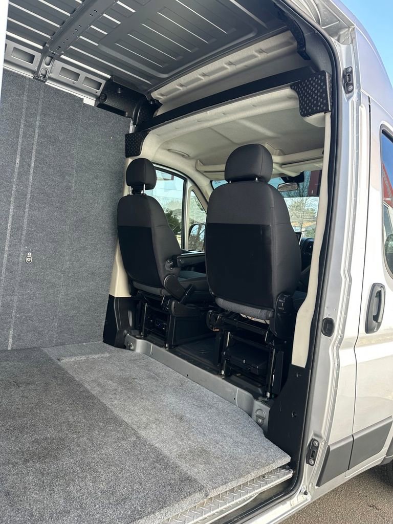 Used 2017 RAM ProMaster 1500 w/ Interior Convenience Group image 29