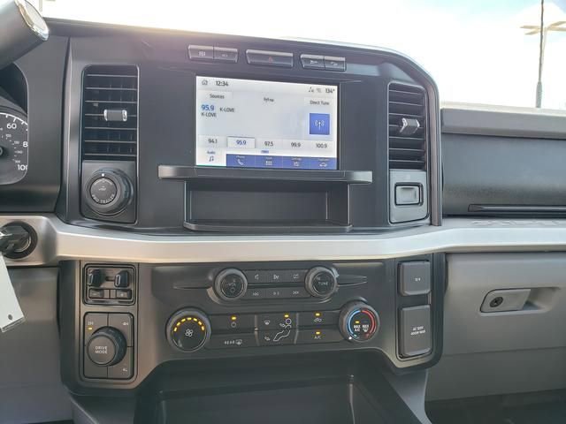 Used 2023 Ford F350 XLT w/ 360-Degree Camera Package AWD/4WD image 25