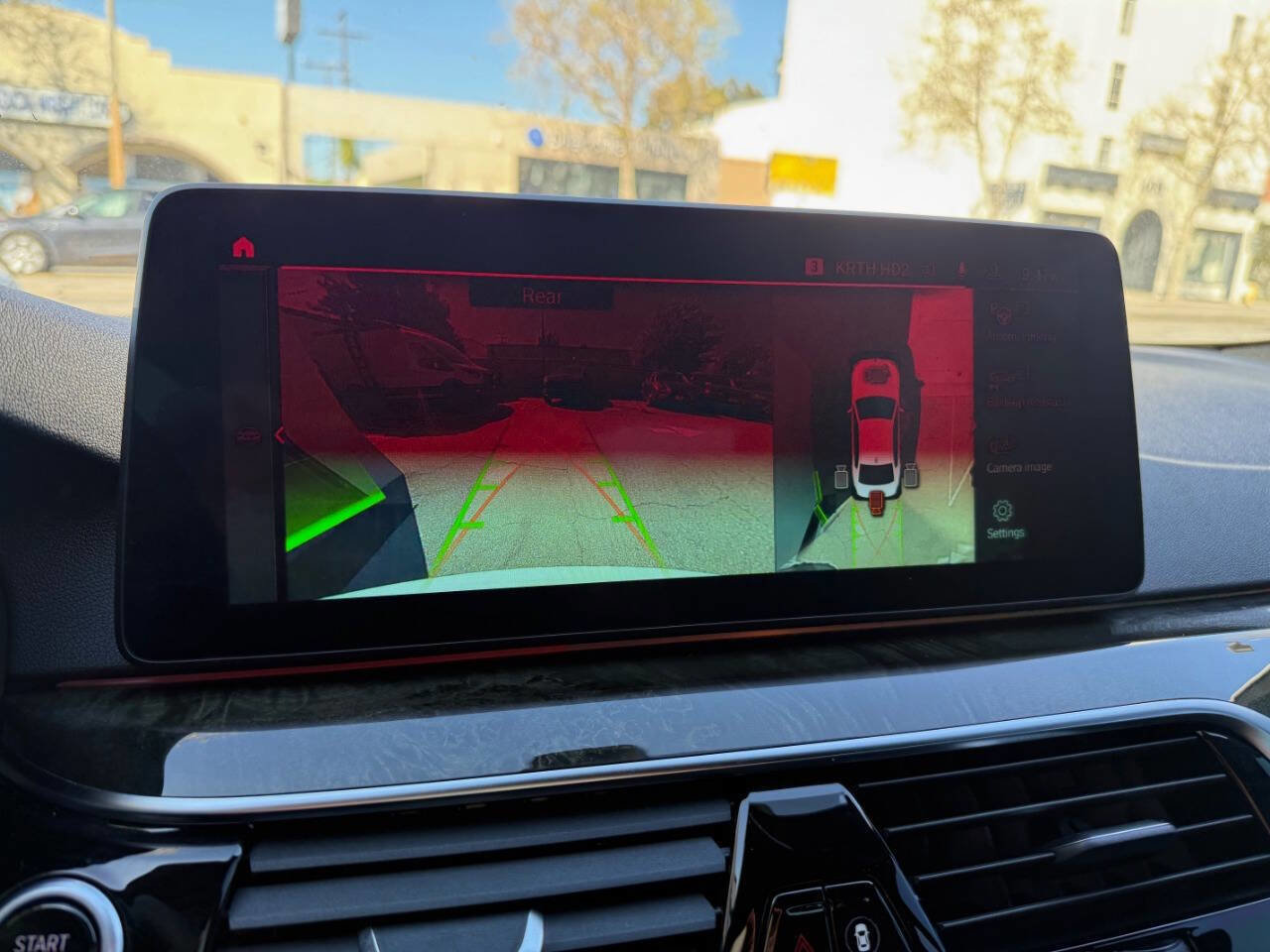 Used 2021 BMW 540i w/ M Sport Package image 41