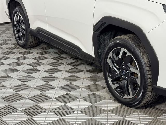 Certified 2025 Subaru Forester Premium image 12