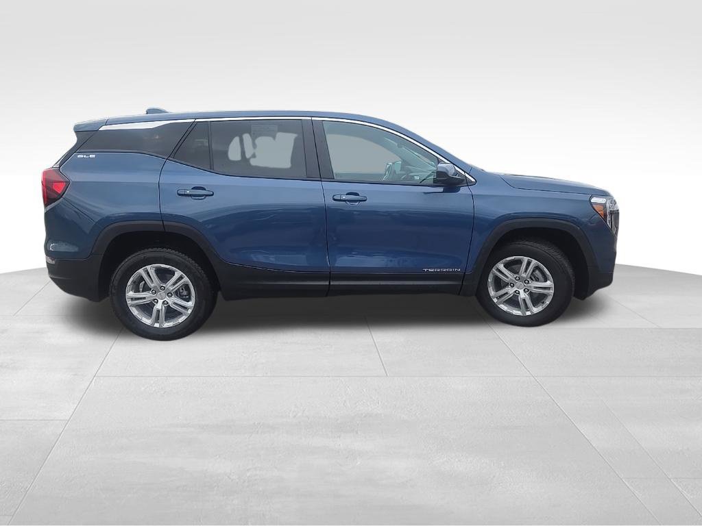 Certified 2024 GMC Terrain SLE AWD/4WD image 6