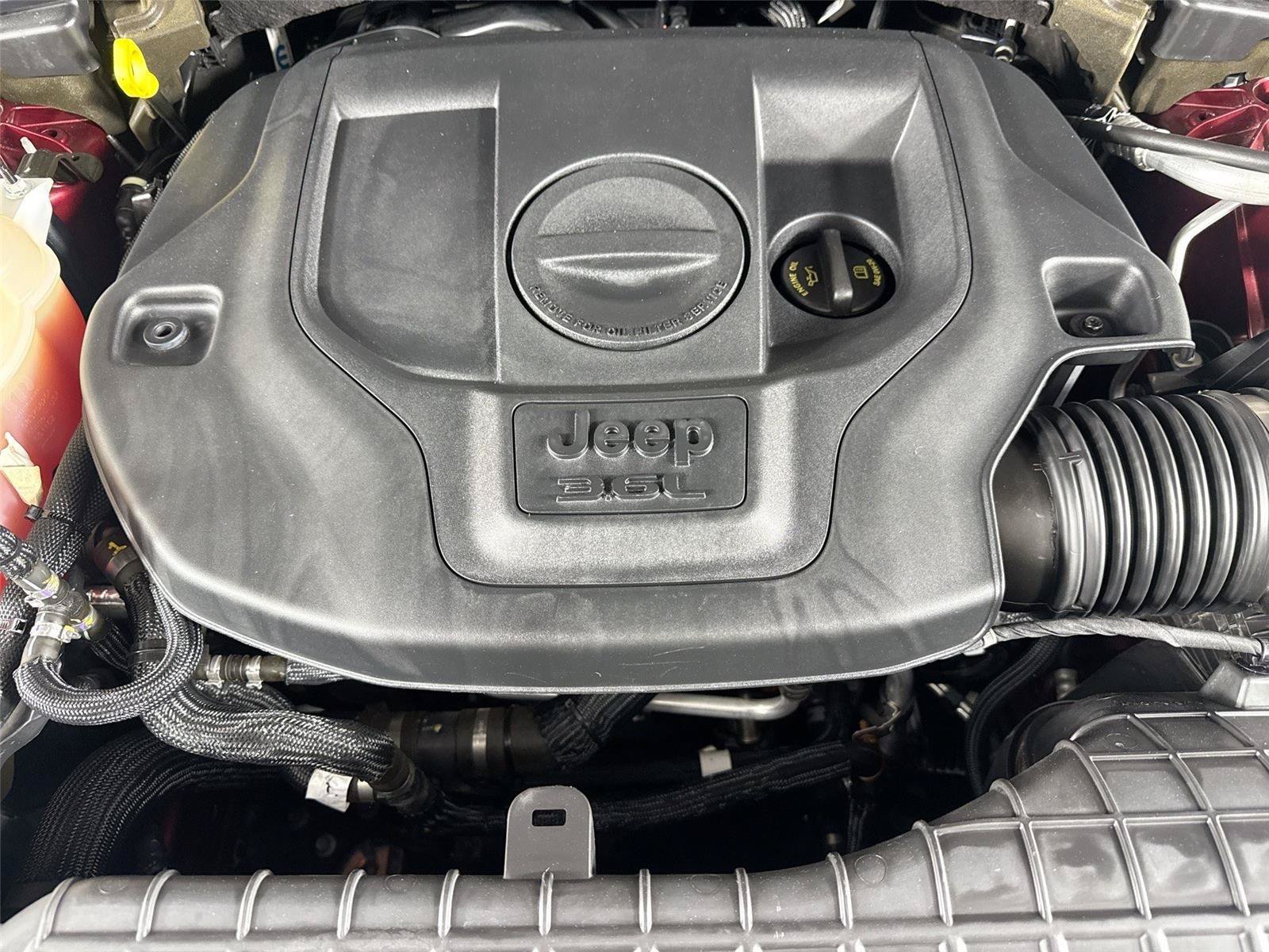 Used 2022 Jeep Grand Cherokee L Overland w/ MOPAR Finishing Package AWD/4WD image 45