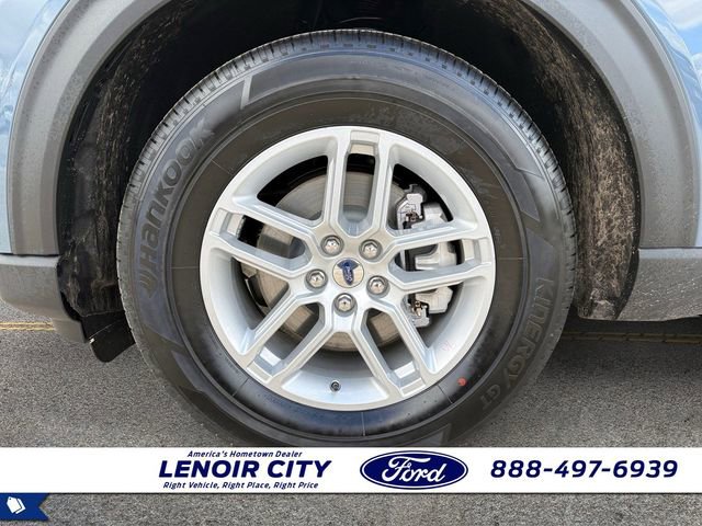 Used 2026 Ford Explorer Active w/ Active Comfort Package image 9