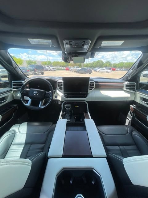 Used 2024 Toyota Sequoia Capstone AWD/4WD image 13