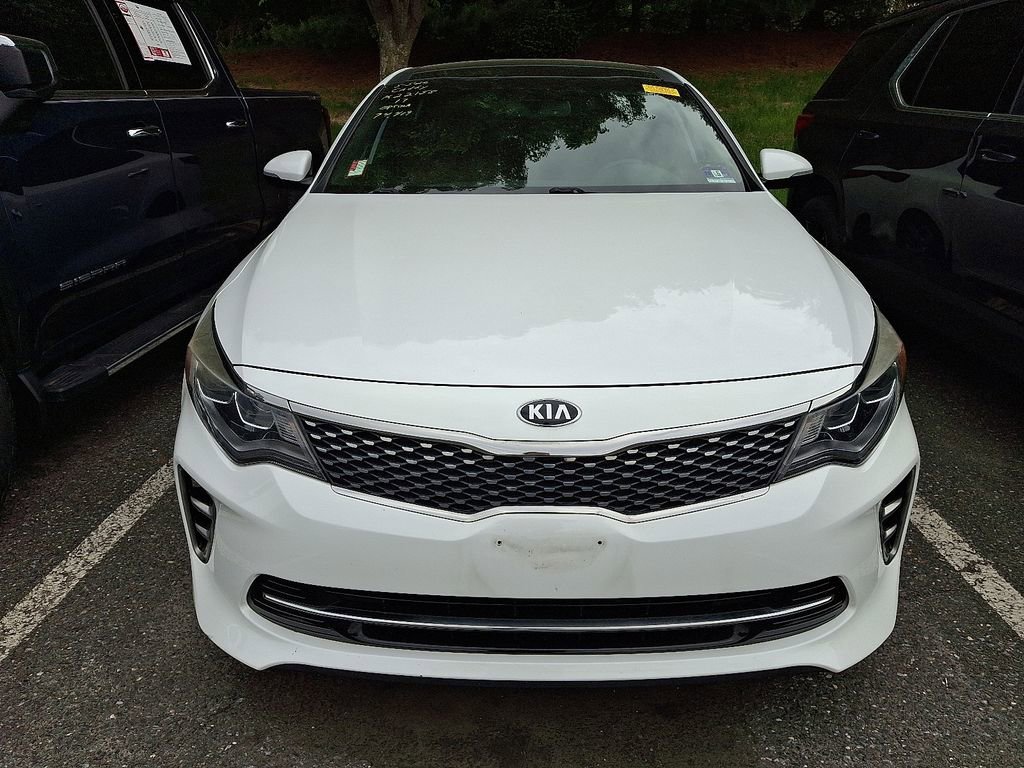 Used 2017 Kia Optima SX w/ Launch Edition Package FWD image 2