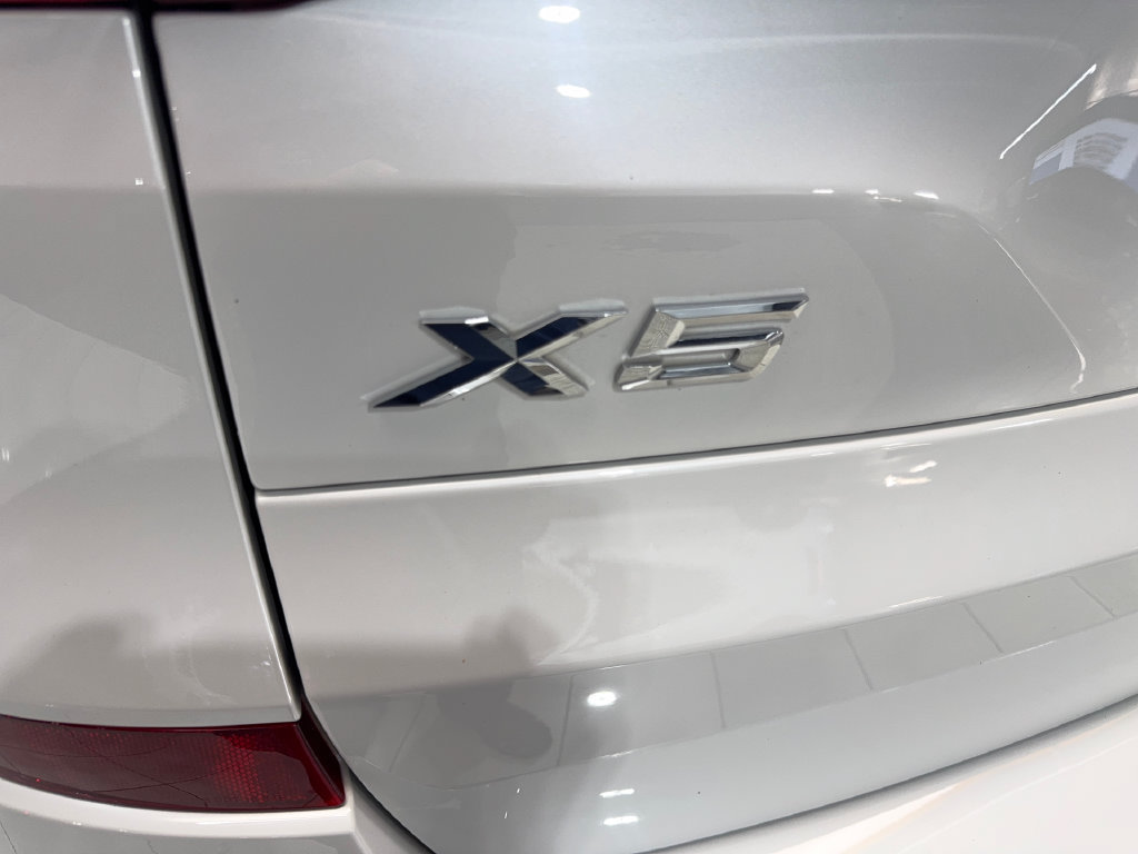 Used 2021 BMW X5 sDrive40i w/ M Sport Package RWD image 25