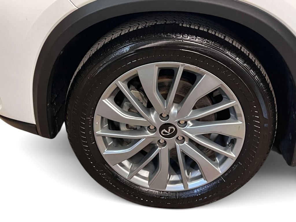 Used 2023 INFINITI QX50 Pure AWD/4WD image 10
