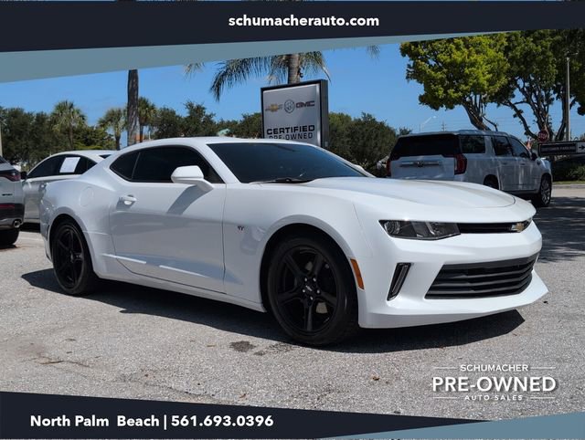 Used 2018 Chevrolet Camaro LT RWD image 1