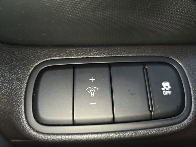 Certified 2023 Hyundai Venue Limited w/ Cargo Package image 36