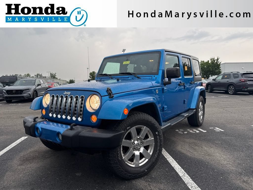 Used 2016 Jeep Wrangler Unlimited Sahara w/ Connectivity Group AWD/4WD image 1