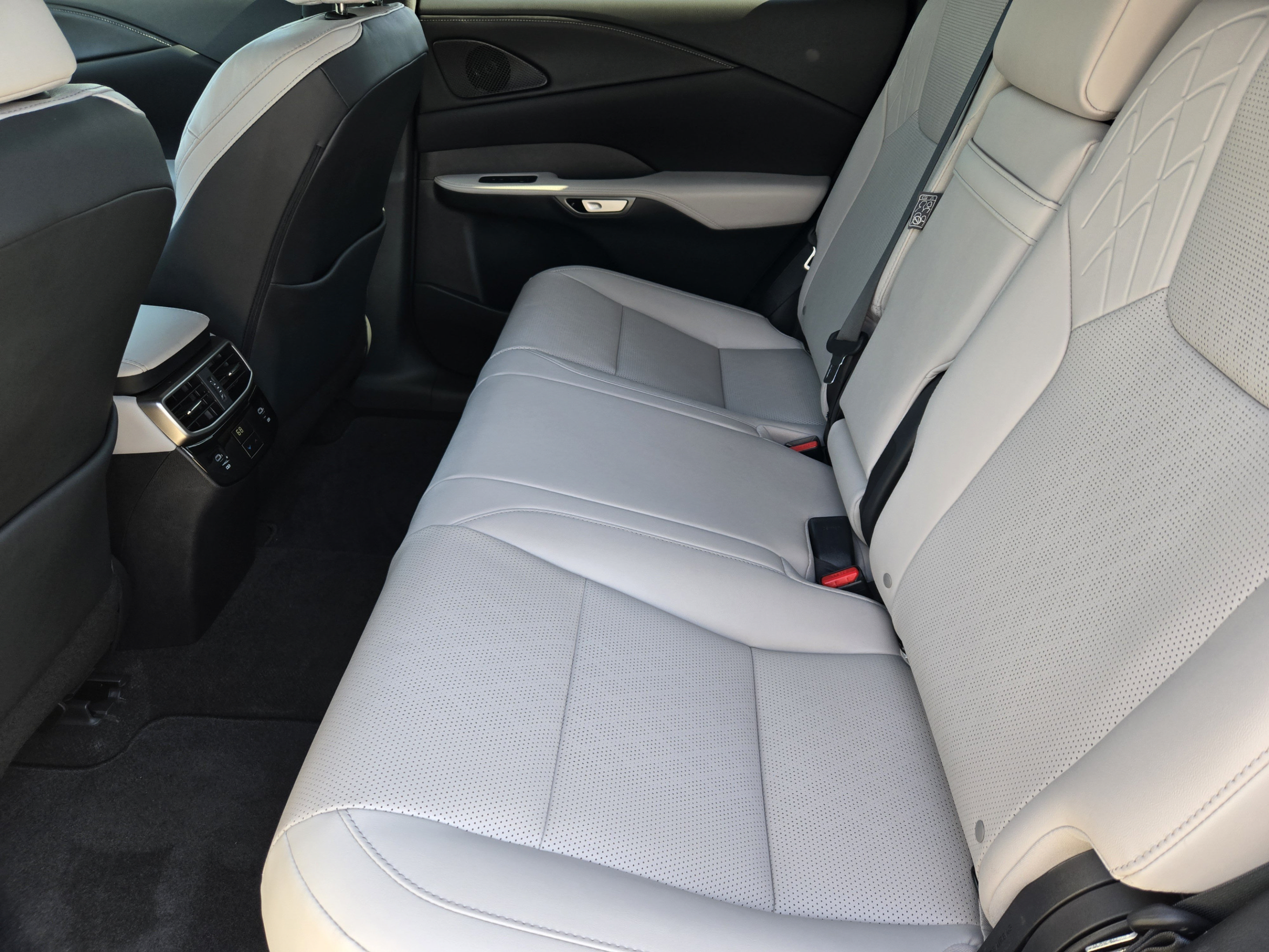 Certified 2024 Lexus RX 350 Premium Plus w/ Convenience Package FWD image 28