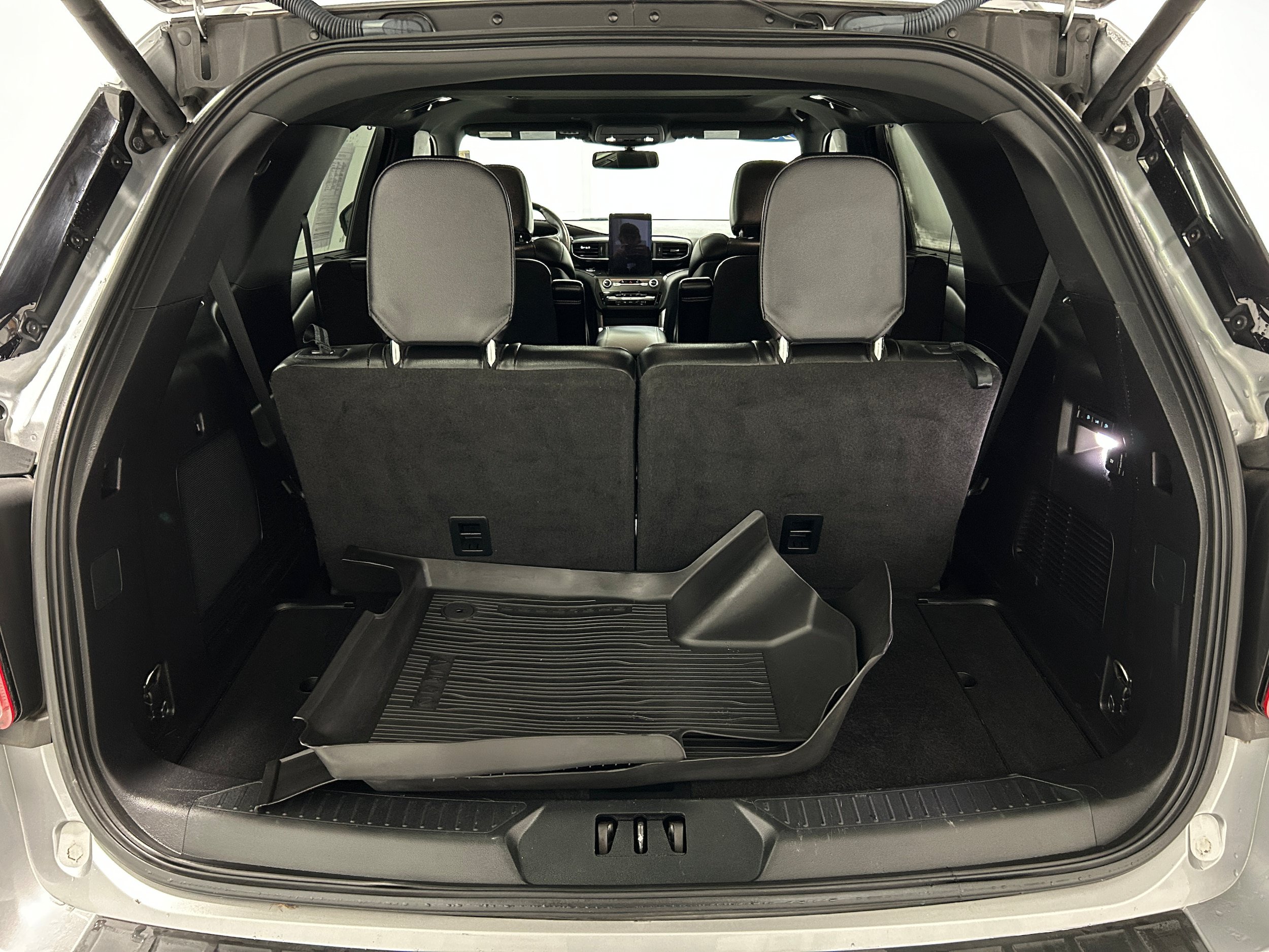 Used 2020 Ford Explorer ST w/ ST Street Pack AWD/4WD image 33