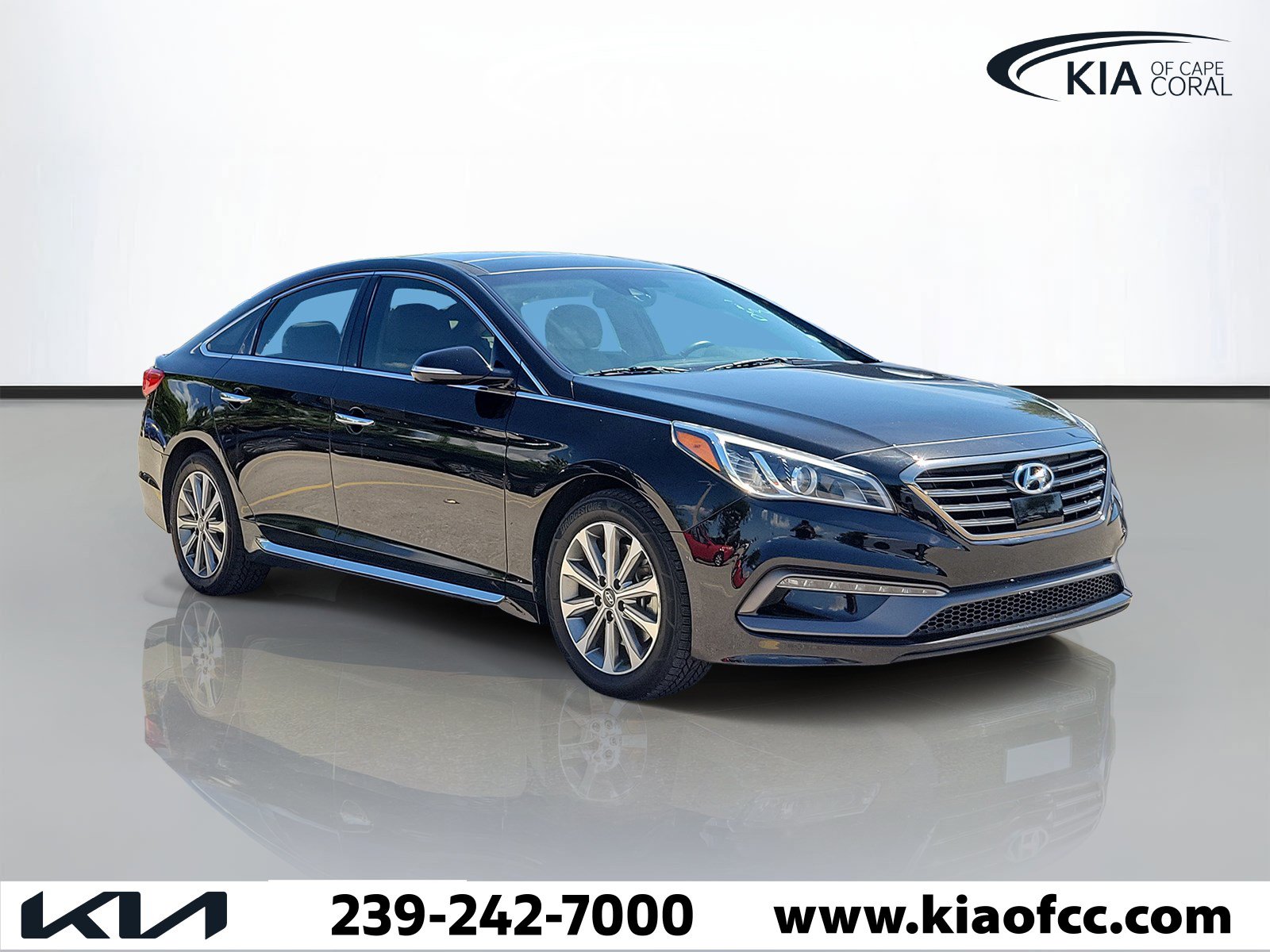 Used 2016 Hyundai Sonata Limited w/ Option Group 04 FWD image 1