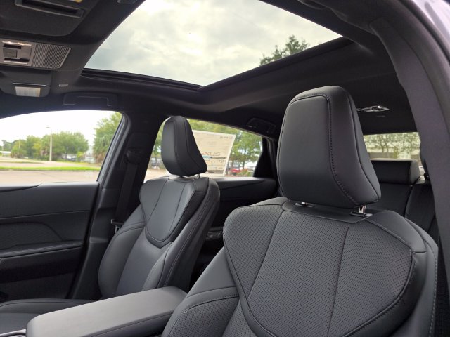 New 2026 Lexus ES 350e w/ Convenience Package FWD image 21