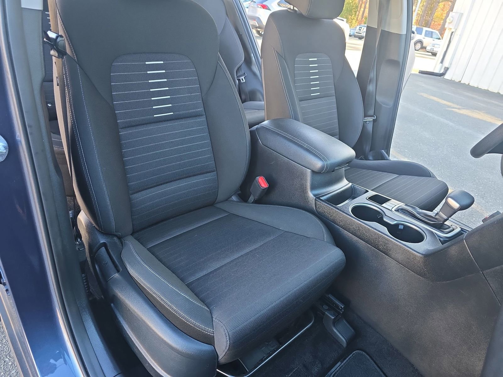 Used 2018 Kia Sportage LX image 13