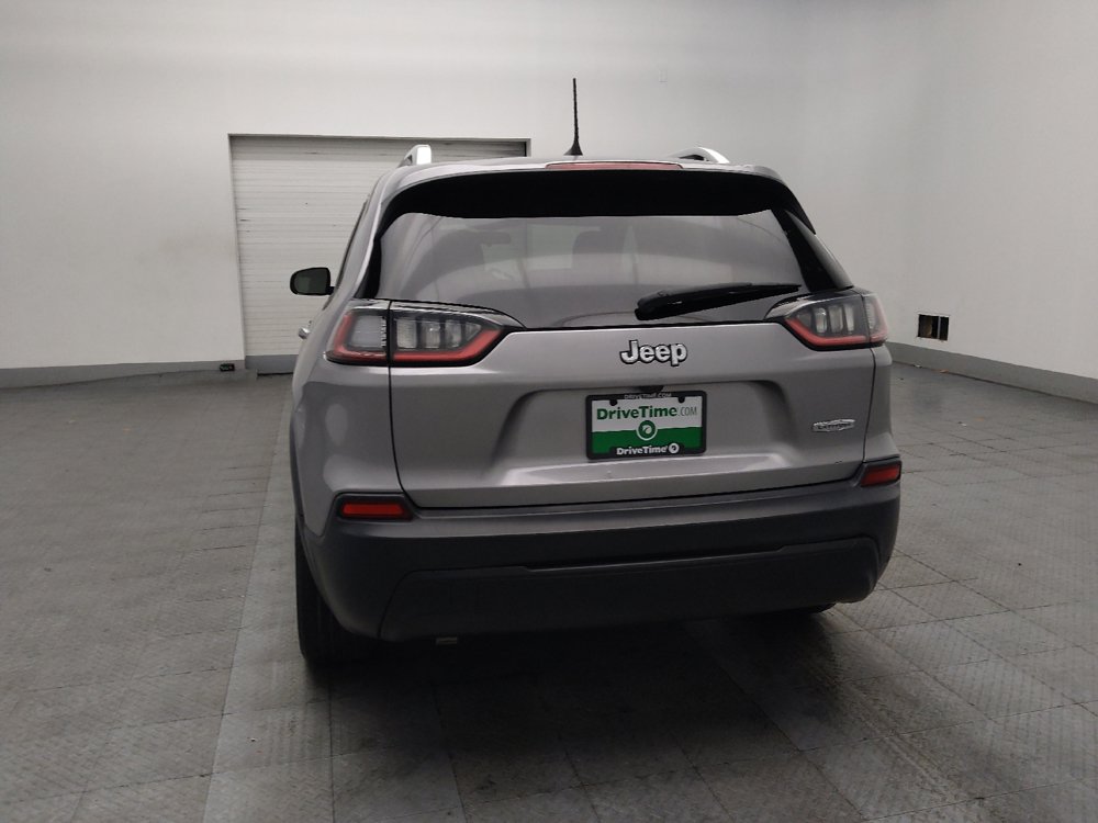 Used 2020 Jeep Cherokee Latitude FWD image 6
