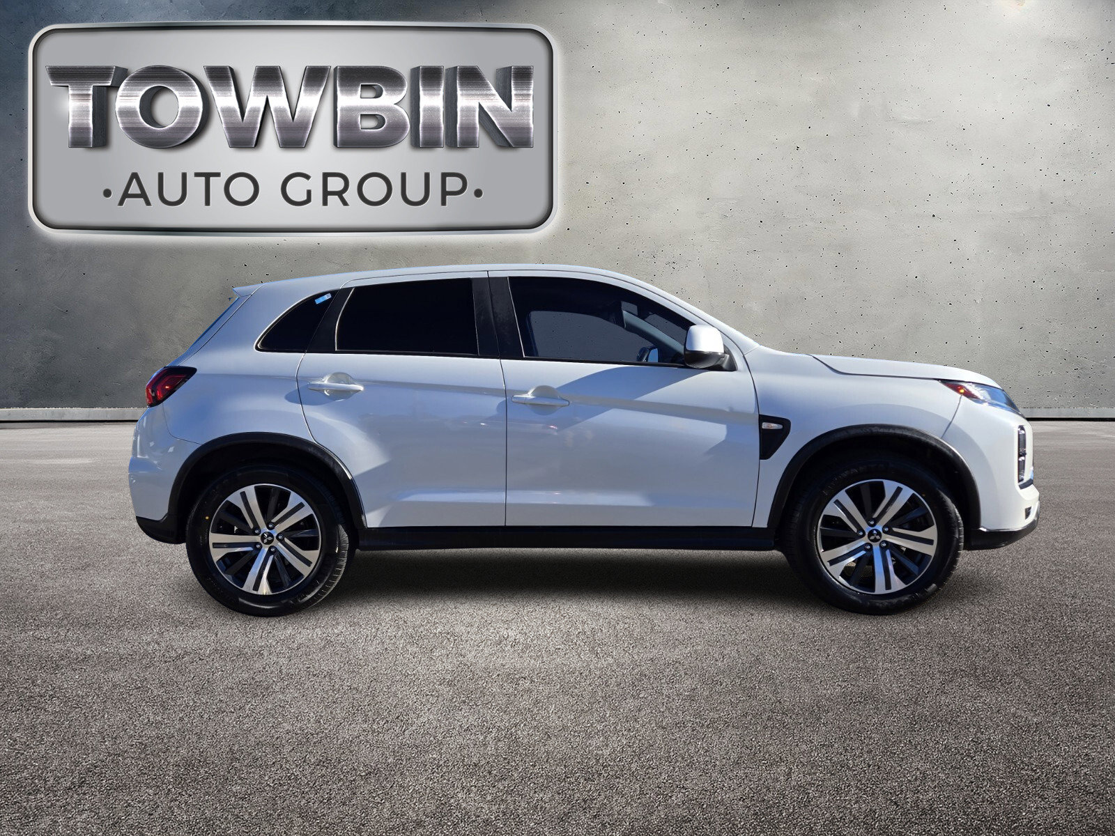 Used 2021 Mitsubishi Outlander Sport ES AWD/4WD image 3