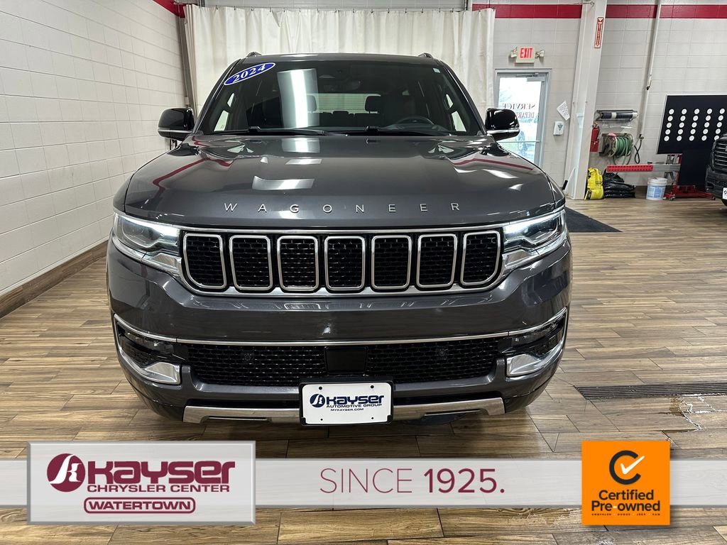 Certified 2024 Jeep Wagoneer Series III AWD/4WD image 8