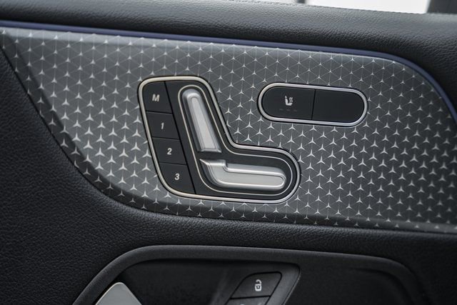 Certified 2024 Mercedes-Benz GLB 250 4MATIC w/ Winter Heating Package image 37