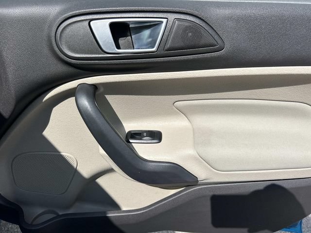 Used 2014 Ford Fiesta SE FWD image 24