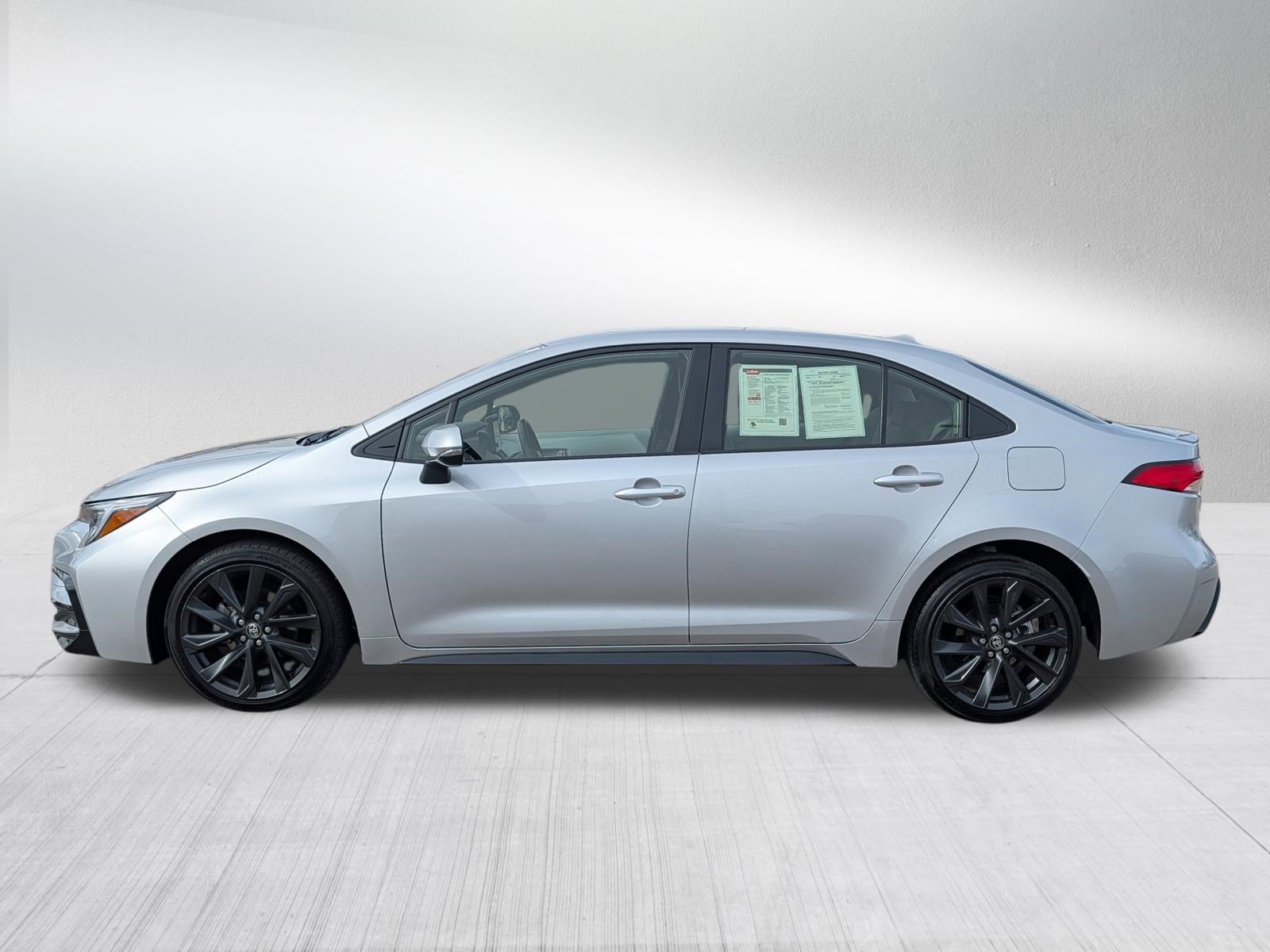 Used 2024 Toyota Corolla SE image 4