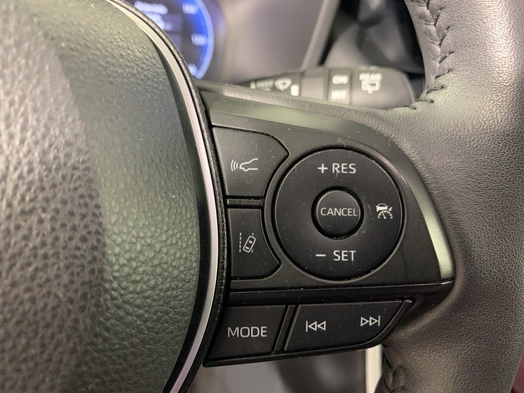 Used 2023 Toyota RAV4 Limited image 23