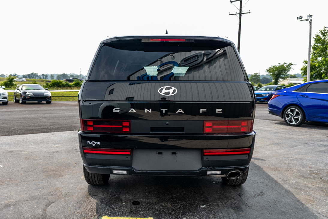 Used 2024 Hyundai Santa Fe SE image 3