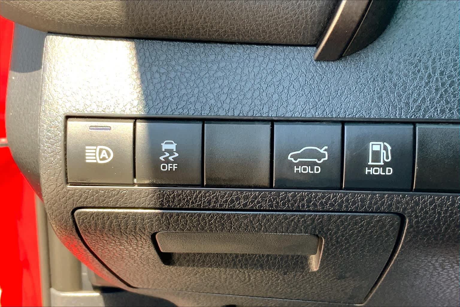Used 2019 Toyota Camry XSE FWD image 36