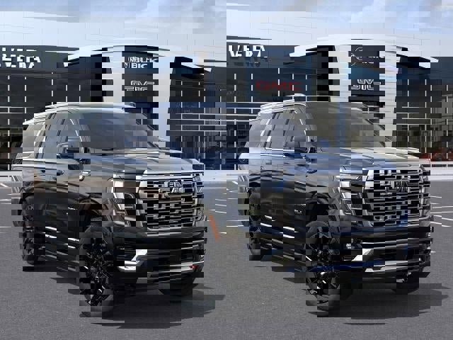 New 2026 GMC Yukon XL Denali w/ Denali Reserve Package image 7