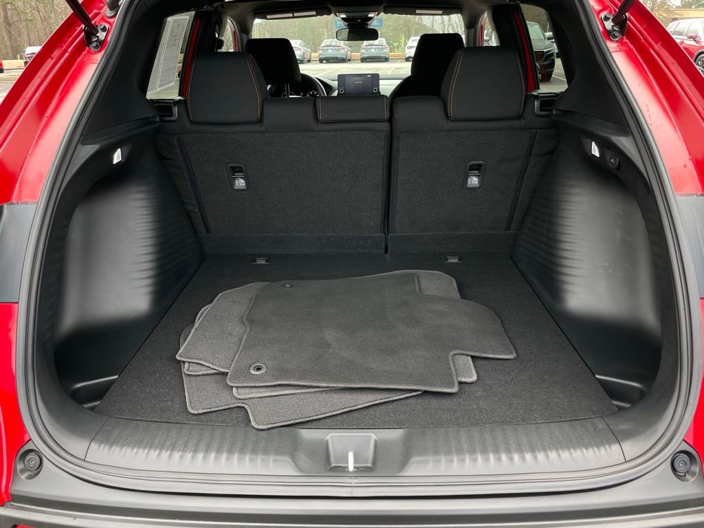 Certified 2025 Honda HR-V Sport image 40