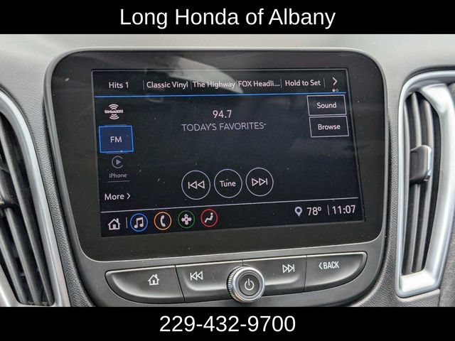 Used 2022 Chevrolet Malibu LT FWD image 23