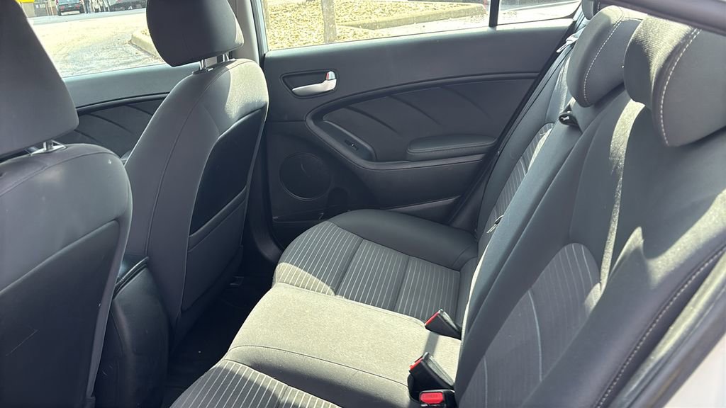 Used 2018 Kia Forte LX w/ LX Popular Package image 29