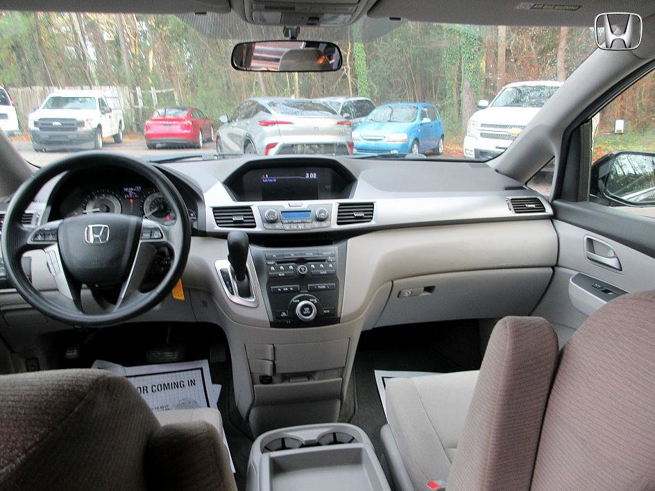Used 2012 Honda Odyssey EX image 25
